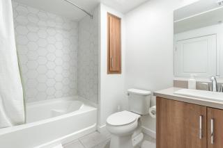 Beautiful 1BR Apt in Hollywood w Pool and Parking - Los Angeles - 3