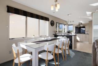 Muricata Beach House - Mount Maunganui - 7