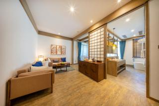 Blossom Hill Yuejingzhuang Hotel - Jiaxing - 8