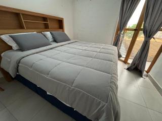 Casa Privada con Piscina y Parking Gratis en Asunción - 0