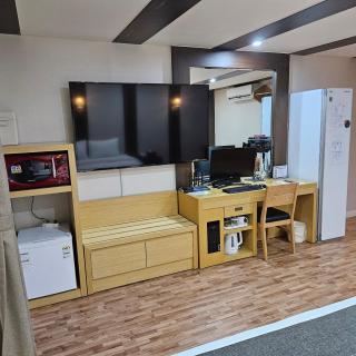 Amour Hotel - Suwon - 8