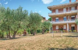Lovely Apartment In Tuoro Sul Trasimeno - 6