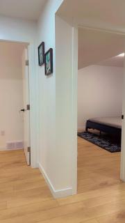 Luxury Basement Suite - 7