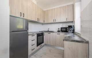 3 Bedroom Pet Friendly Apartment In Kolavici - 3