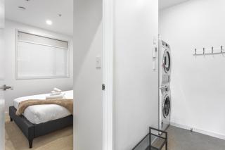 2BR CBD Gem with City Views - Auckland - 4
