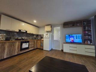 Dariani Cottage - Oni - 5