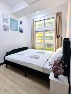 Cozy 2BR 2Bath San Lorenzo Place Netflix 4KM NAIA - Manila - 2