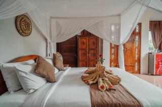 Grand Ashanti Villa - Ubud - 9