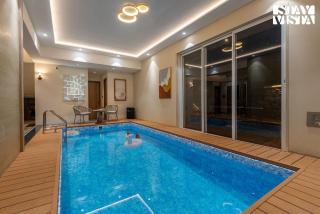 Mocha House with Indoor Pool, BBQ & Bonfire at Lonavala by StayVista - Lonavala - 9