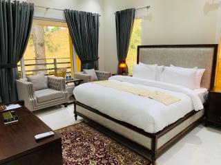 Hidden Hills Hotel & Resort - Mānsehra - 2