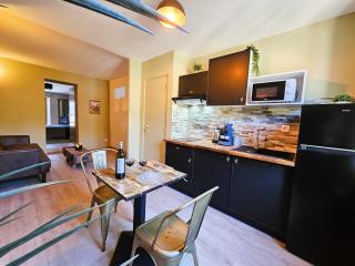 Tout confort ! Ville, Calme, Cinéma privé, Climatisation, Parking, WiFi - Carcassonne - 0