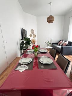 100m Train RER A, 10' Disneyland, 34' Paris centre, Car x2 - Torcy - 5