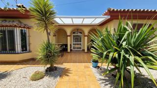 Sunny villa with private pool in Chiclana de la Frontera - 8