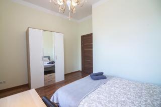 Charming 3-Bedroom Haven - Riga - 9