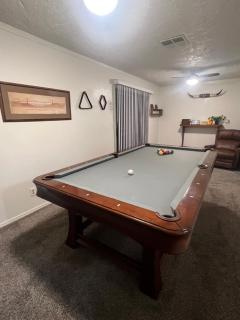 Cheerful 3BR 2BA Sauna Spa Pool Table PPong BBQ More - 5