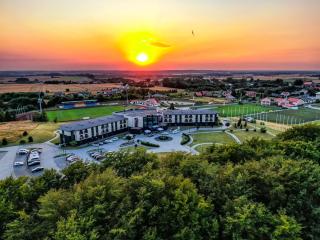 Hotel Mistral Sport - Gniewino - 0