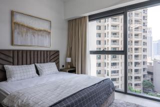 Apartment in Downtown Dubai in ACT I ACT II - 5 min walk to Dubai Mall - 1
