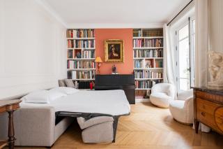 Veeve - Transcendent on the Trocadéro - 1