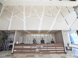 Newtown Plaza Hotel - 2