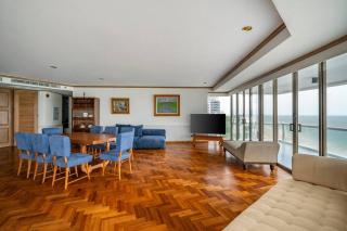 4BR Seaview 360 Penthouse 11F - Hua Hin - 1