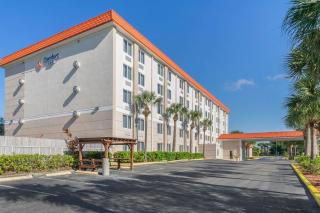 Comfort Inn St Petersburg North - 0