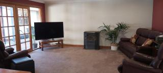 Harris St boardwalk with secure yard - 7