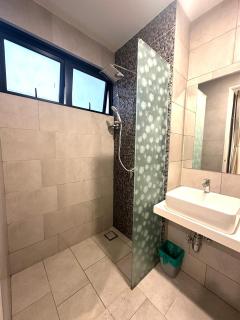 The Shore 03 by KK Cozy Suites - Kota Kinabalu - 1
