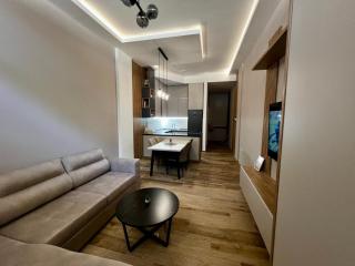 Sweet home - 4