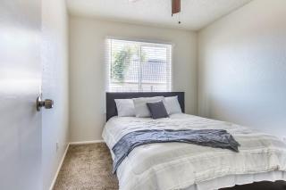 Cozy 3BR House Near Attractions & Shopping - Phoenix - 7