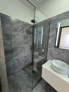 Cazare Tecuci Relax House - 1