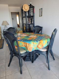 Appartement 80 m2, T 3 vue imprenable face à la mer - Canet-en-Roussillon - 4