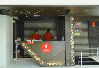 Collection O Satyan Inn - Shirdi - 9