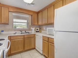 Bear Crossing 402 - 7