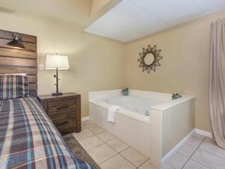 Bear Crossing 402 - 4