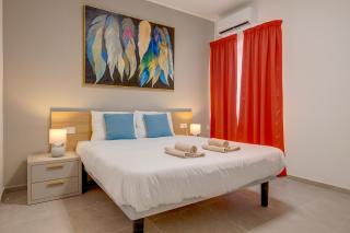 Elegant Sliema Penthouse Panoramic Terrace - 1
