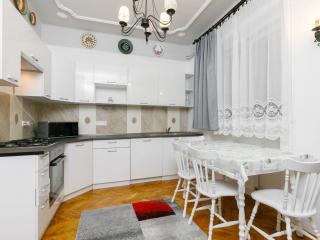 Apartment Tilia 4 by Interhome - 4