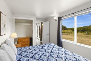 Salty Waves Condo - 4