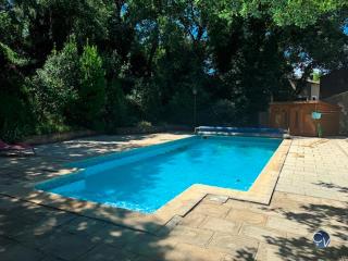 Villa spacieuse, grande piscine et jardin - Saint-Quentin-la-Poterie - 9