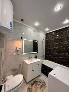 Квартира с проектором по Ауельбекова 120 - 2