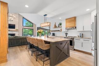 Niblick on Norman w/Heated Pool & Optional Boat Rental - Cornelius - 6