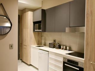 Menlyn Maine Luxury Rentals - Pretoria - 3