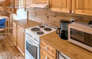 Awesome Apartment In Tjørhom - 7