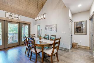 Chateau Boylston - Pisgah Forest - 5
