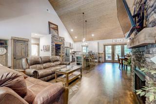 Chateau Boylston - Pisgah Forest - 4