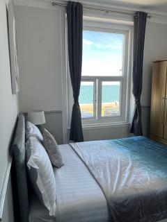 The Manor Hotel - Llandudno - 9