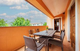Beautiful Apartment In Sisan With Wifi - Šišan - 1