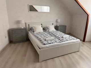 Pacsirta Apartman Grand - Eger - 0