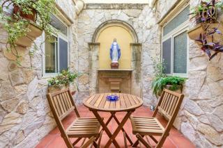 Spacious 4BR Terraced House with Rooftop Access by 360 Estates - 8