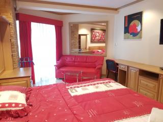 5th Floor Condo Jomtien Beach - Sleeps 2 - 3