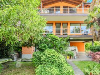 Apartment Iris by Interhome - 0